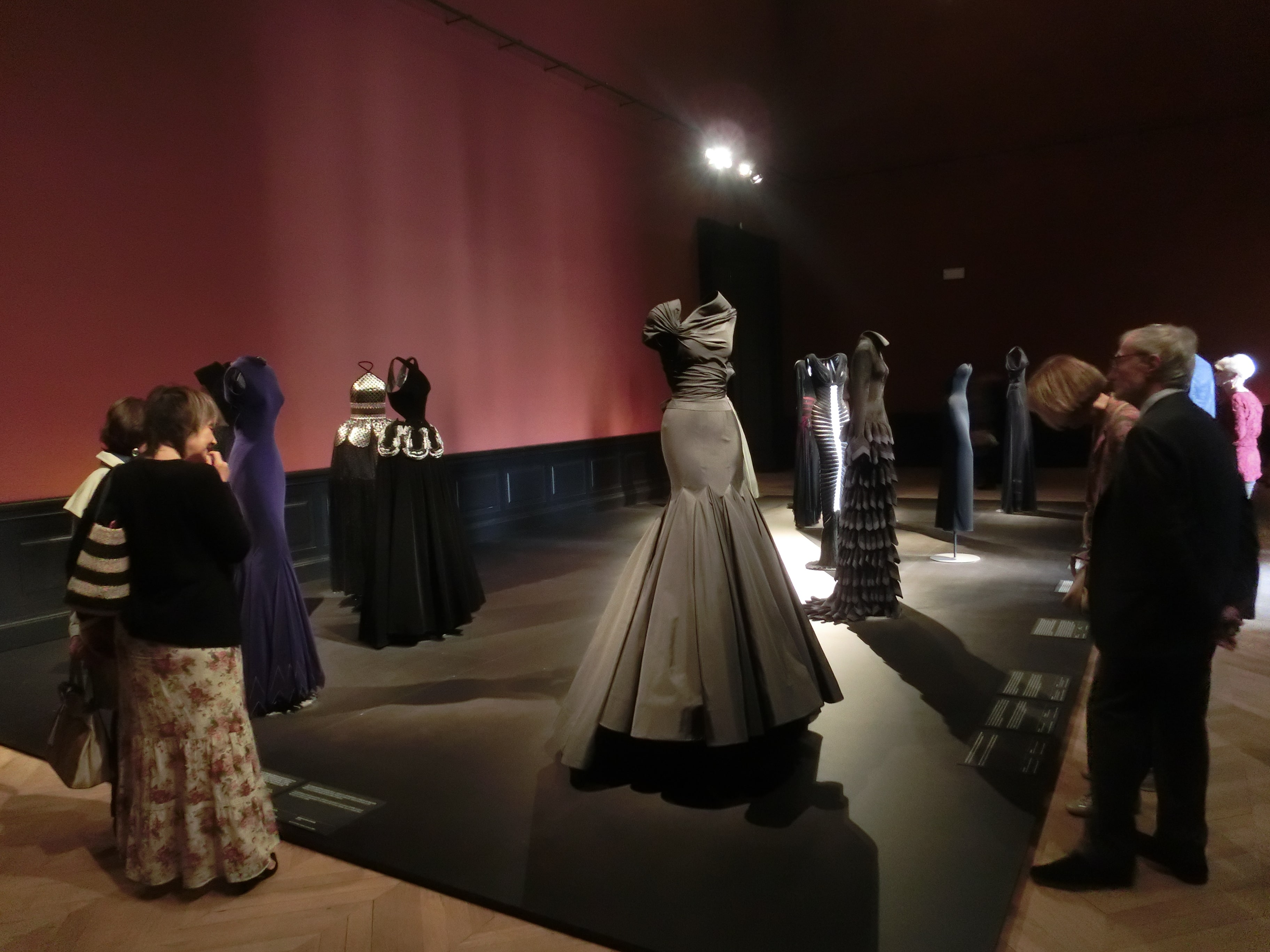 ALAÏA展♥アライアの魅力｜Comme d'habitude 〜パリ・東京行っ